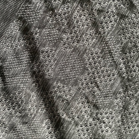 Lululemon swiftly breeze long sleeve - Picture 4 of 5